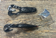 Fishing Complete Buzzbait with Case Buzzin Frog