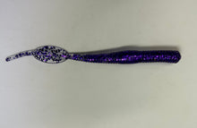 Case Floating Lil Pintail Worm 4-1/2"